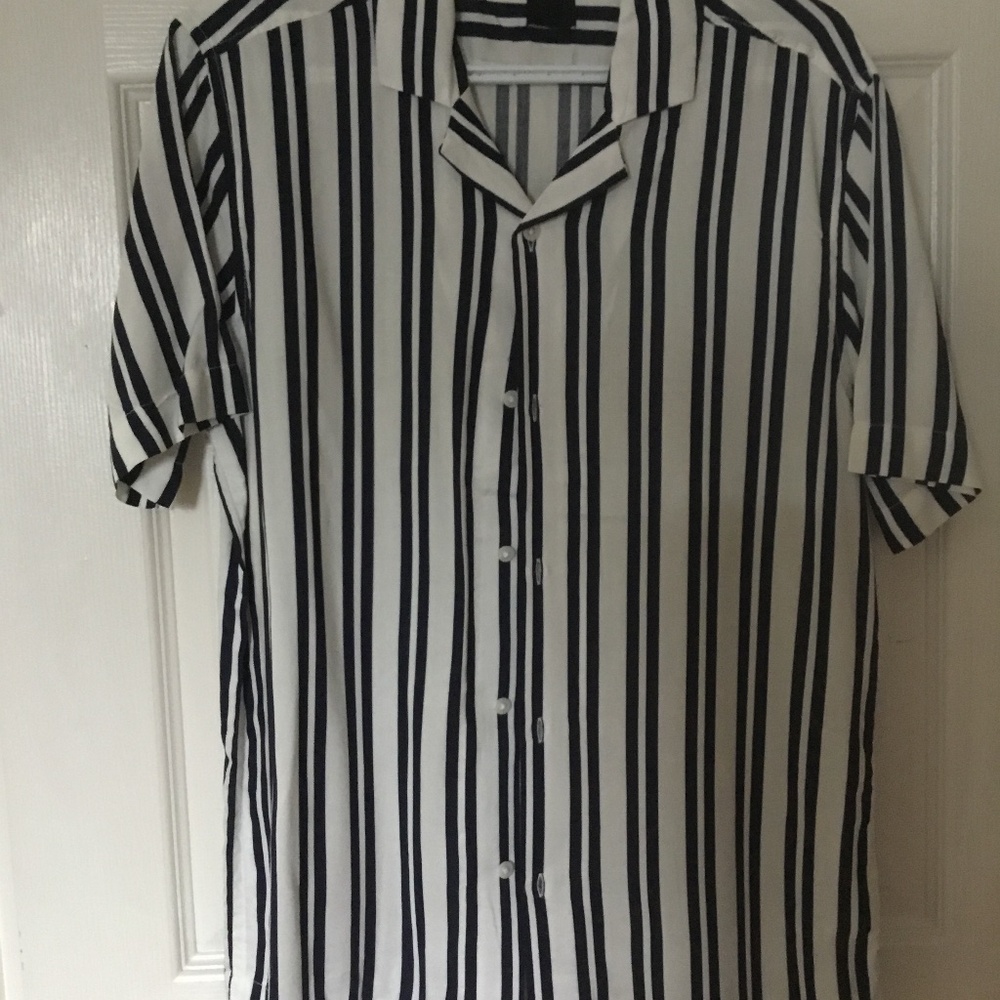 New Striped Short Sleeve Shirt